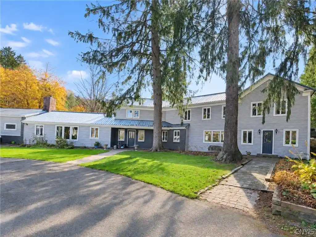 Photo 1 of Single family home for sale at 1916 Cardner Rd, New Woodstock, NY 13122 | MLS# S1724987 | Listing updated on 2026-10-29
