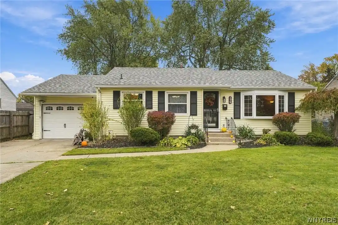 Photo 1 of Single family home for sale at 173 Coronation Dr, Buffalo, NY 14226 | MLS# B1724614 | Listing updated on 2026-10-28