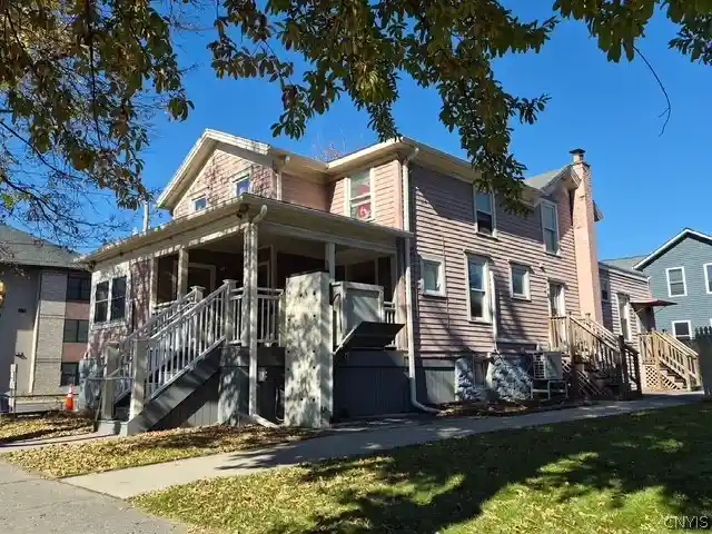 Photo 1 of Single family home for sale at 528 W Seneca St, Ithaca, NY 14850 | MLS# S1725126 | Listing updated on 2026-10-29