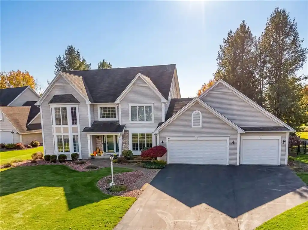 Photo 1 of Single family home for sale at 36 Rockbridge Ln, Penfield, NY 14526 | MLS# R1725509 | Listing updated on 2026-10-29