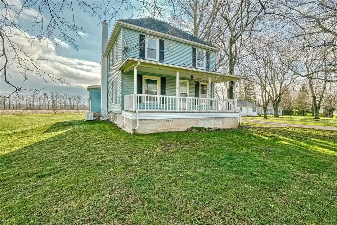 Photo 1 of Single family home for sale at 3677 Olcott St, Lockport, NY 14094 | MLS# R1725662 | Listing updated on 2026-10-29
