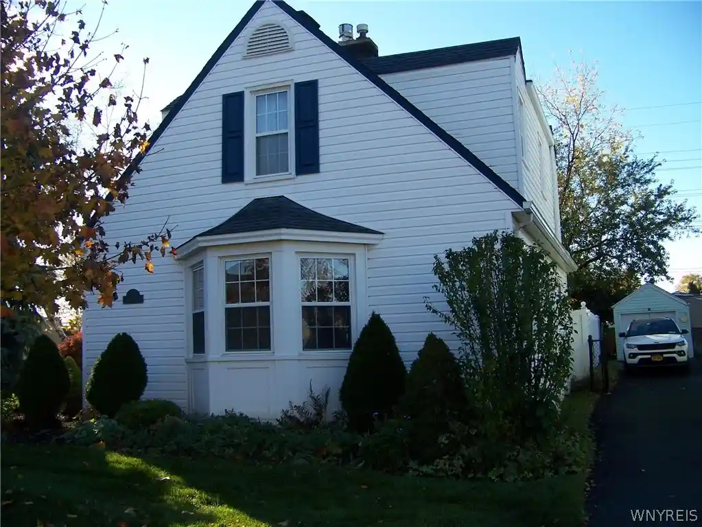 Single family home for sale at 37 Delton St, Tonawanda, NY 14150 | MLS# B1725596