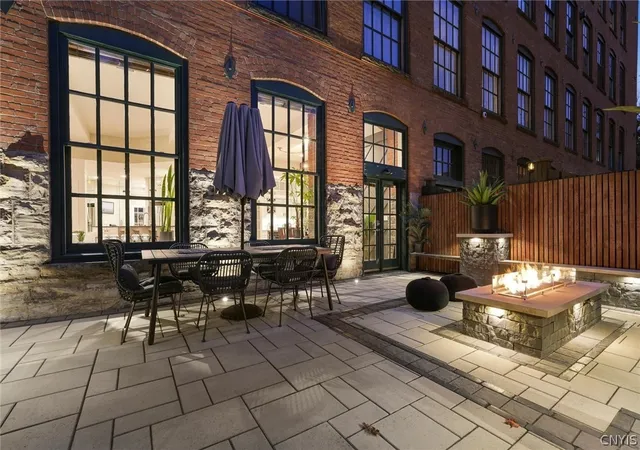Listing Photo 2 - Condo for sale in building located at 429 N Franklin St, Syracuse, NY 13204 - Unit #105