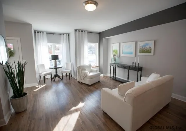 5th image of 1139 Barrett St, Schenectady, NY 12305 | MLS# 202316247