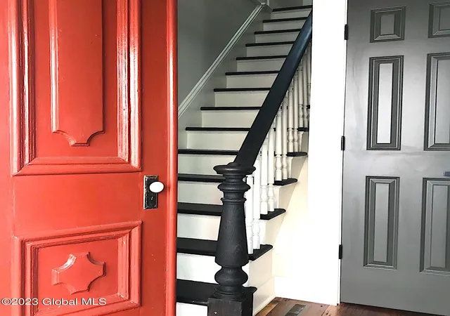Photo 4 of Sale Pending at 213 Robinson St, Hudson, NY 12534 | MLS# 202323070 | Listing updated on 2025-10-16