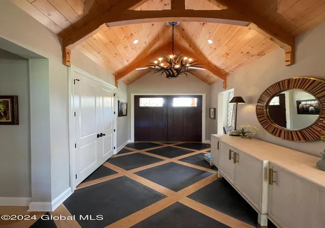 3rd image of 10 Edgewood Dr, Clifton Park, NY 12065 | MLS# 202423084