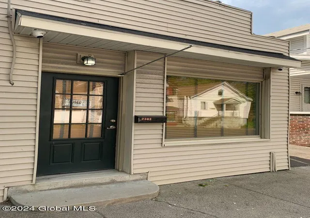 35th image of 2303 2305 15th St, Troy, NY 12180 | MLS# 202423389