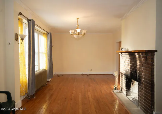 3rd image of 409 Bedford Rd, Schenectady, NY 12308 | MLS# 202428471