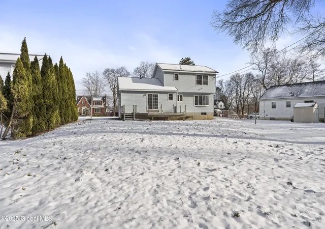 3rd image of 2209 Balltown Rd, Schenectady, NY 12309 | MLS# 202510247