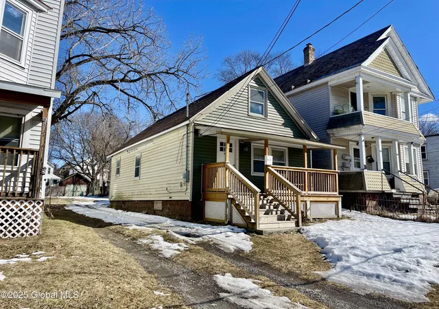 1st image of 819 Davis Ter, Schenectady, NY 12303 | MLS# 202512966