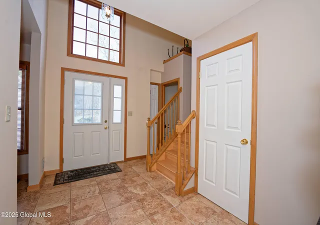 4th image of 82 Killarney Dr, Schenectady, NY 12309 | MLS# 202514126