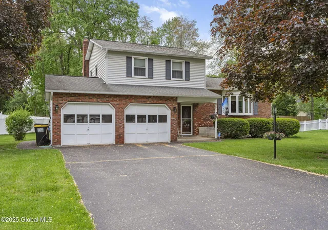 1st image of 711 Hampshire Seat, Schenectady, NY 12309 | MLS# 202517829