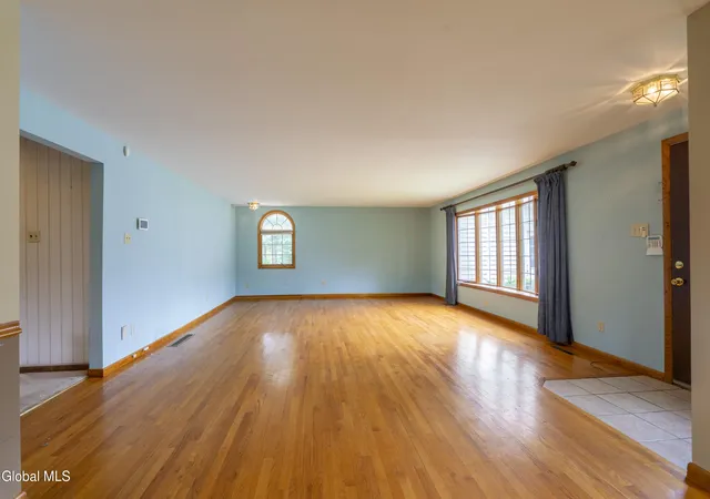 3rd image of 72 Pashley Rd, Schenectady, NY 12302 | MLS# 202620787