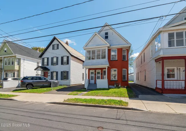 2nd image of 1237 4Th Ave, Schenectady, NY 12303 | MLS# 202517124