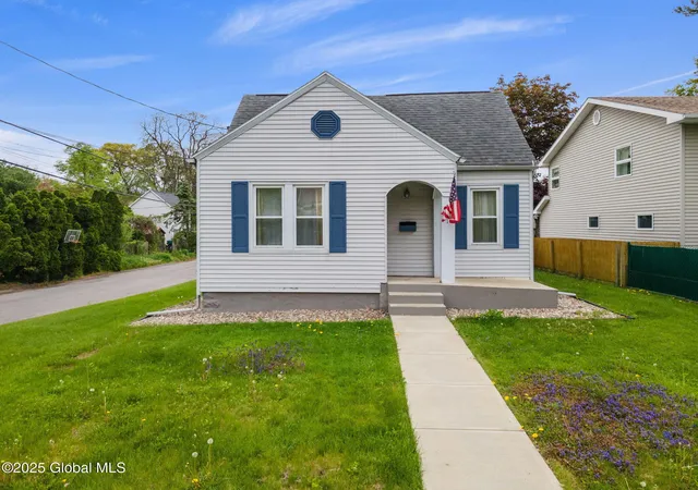 1st image of 18 Fenwick Ave, Schenectady, NY 12304 | MLS# 202517583