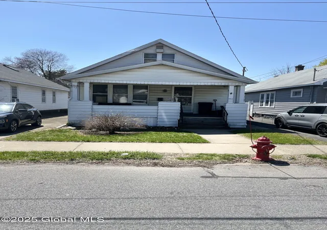 1st image of 1554 Hawthorne St, Schenectady, NY 12303 | MLS# 202517830