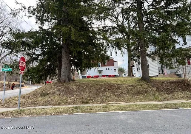 1st image of L1 Lenox Rd, Schenectady, NY 12308 | MLS# 202518130