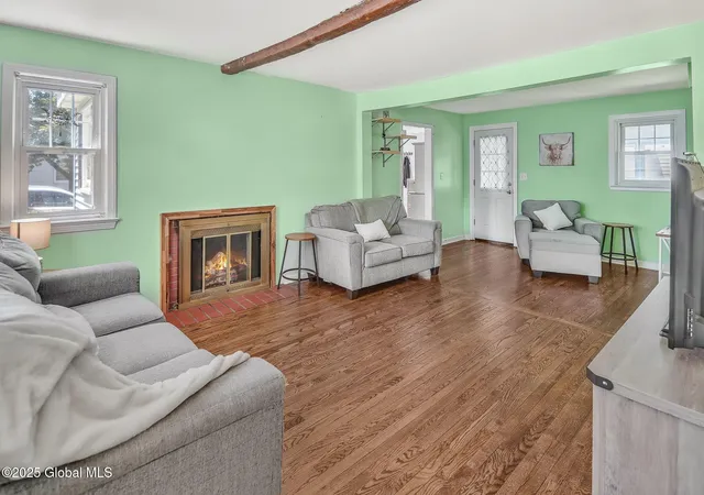 2nd image of 2 Bartlett Pl, Schenectady, NY 12302 | MLS# 202520886