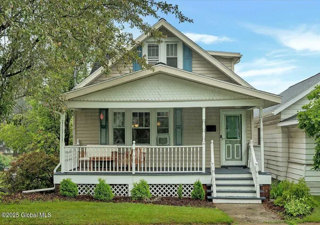 1st image of 29 Cuthbert St, Schenectady, NY 12302 | MLS# 202519918
