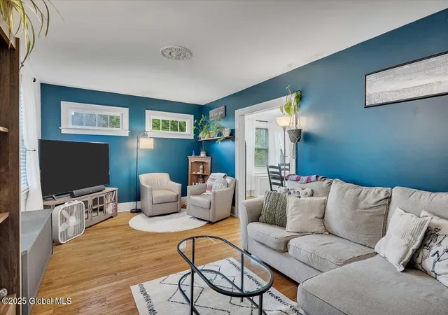 3rd image of 29 Cuthbert St, Schenectady, NY 12302 | MLS# 202519918