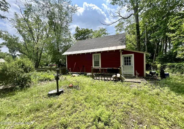5th image of 143 Marriott Ave, Schenectady, NY 12304 | MLS# 202519547