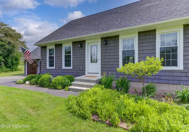 3rd image of 286 Humphrey Rd, Duanesburg, NY 12056 | MLS# 202519820