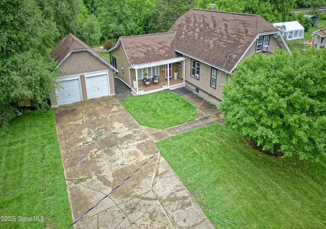 3rd image of 1414 Vley Rd, Schenectady, NY 12302 | MLS# 202519968
