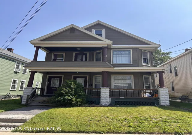 2nd image of 417 Shannon St, Schenectady, NY 12306 | MLS# 202520321