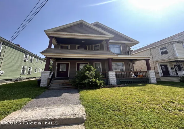 3rd image of 417 Shannon St, Schenectady, NY 12306 | MLS# 202520321