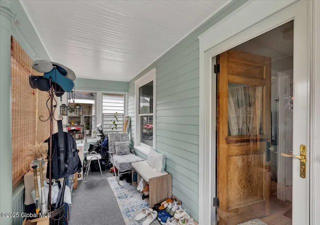 5th image of 143 Manchester Rd, Schenectady, NY 12304 | MLS# 202520947