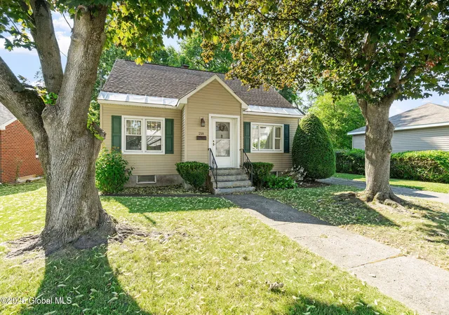 1st image of 218 Fifteenth St, Schenectady, NY 12306 | MLS# 202520962