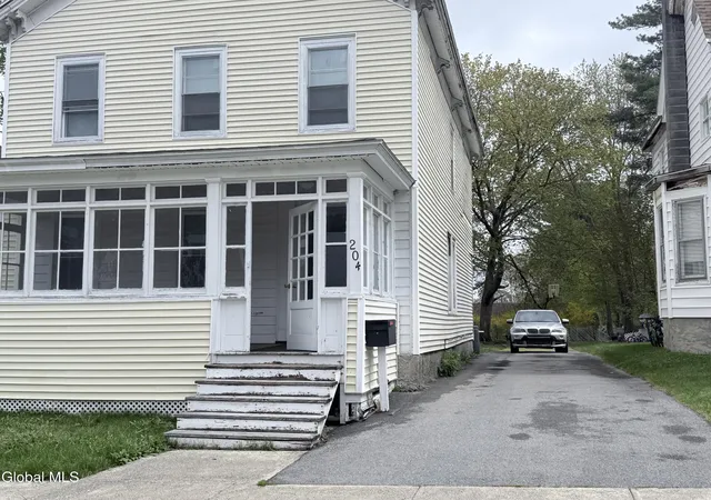 Homes for sale in Johnstown, NY | 204 Glebe St, Johnstown, NY 12095 | MLS# 202615941