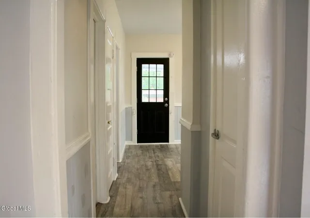 2nd image of 915 Mcclyman St, Schenectady, NY 12307 | MLS# 202524877