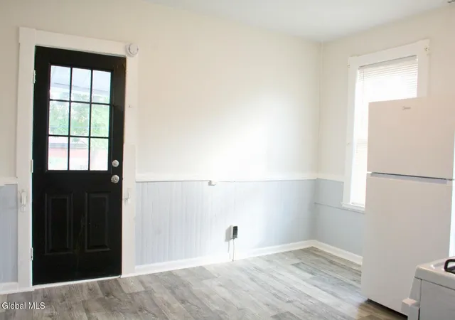 3rd image of 915 Mcclyman St, Schenectady, NY 12307 | MLS# 202524877