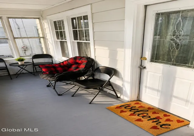 5th image of 333 Mountain St, Albany, NY 12209 | MLS# 202525858