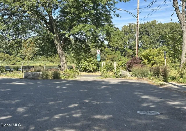 11th image of 6 Ingersoll Ave, Schenectady, NY 12305 | MLS# 202526307