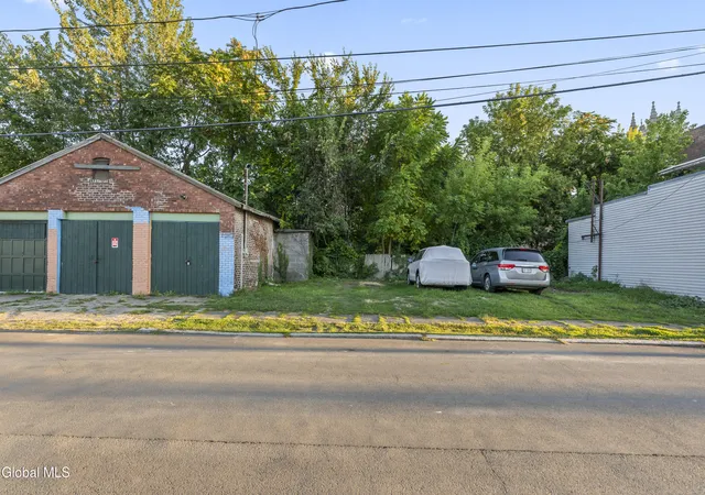 5th image of 3076 6Th Ave, Troy, NY 12180 | MLS# 202526202