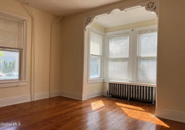 Homes for sale in Athens Village, NY | 9 N Franklin St, Athens Village, NY 12015 | MLS# 202526846