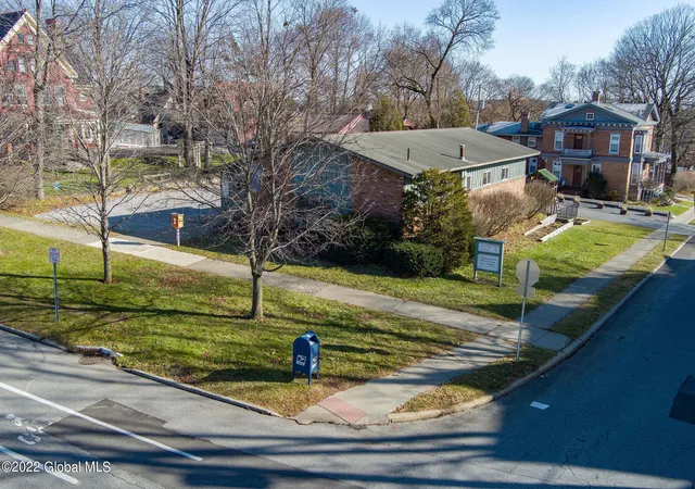4th image of 624 N Broadway, Saratoga Springs, NY 12866 | MLS# 202526606