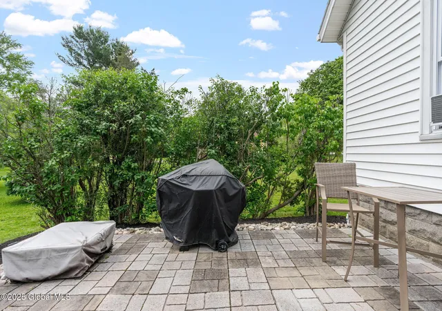 5th image of 705 Sacandaga Rd, Schenectady, NY 12302 | MLS# 202527371