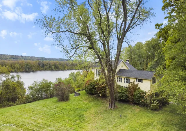 3rd image of 47 Bronk Rd, Coeymans, NY 12158 | MLS# 202527974
