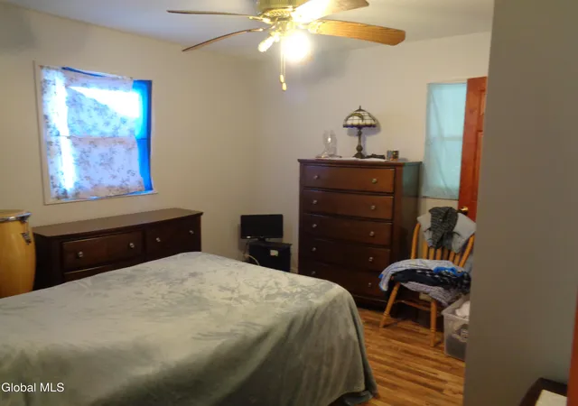 4th image of 476 Bradford Rd, Schenectady, NY 12304 | MLS# 202529266
