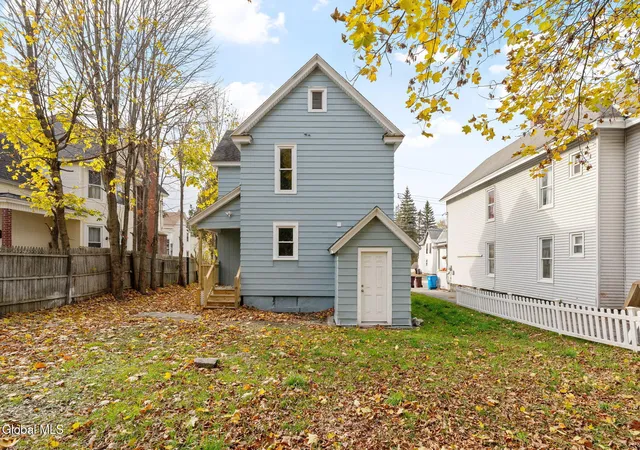 Photo 4 of Single family home for sale at 55 S Judson St, Gloversville, NY 12078 | MLS# 202529627 | Listing updated on 2026-09-24