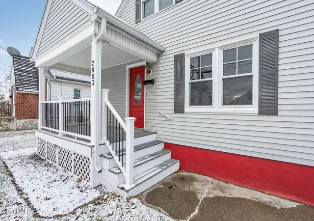 2nd image of 2803 Wellington Ave, Schenectady, NY 12306 | MLS# 202529729