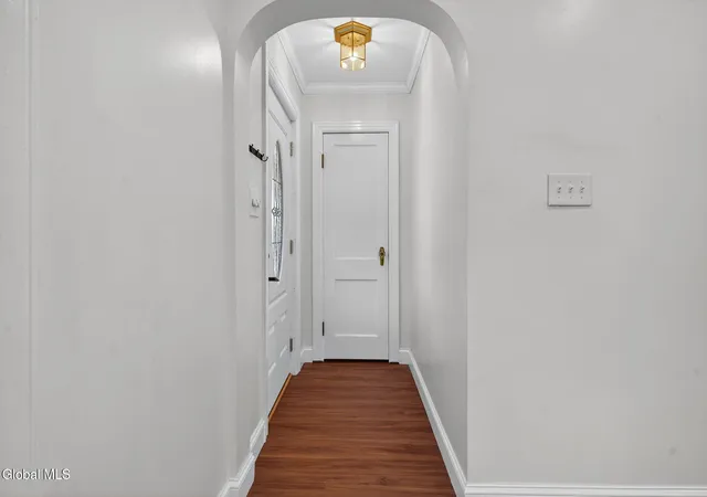 3rd image of 2803 Wellington Ave, Schenectady, NY 12306 | MLS# 202529729