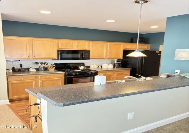5th image of 406 Kelly Cir, Guilderland, NY 12009 | MLS# 202614497