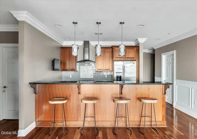 4th image of 18 Division St, Saratoga Springs, NY 12866