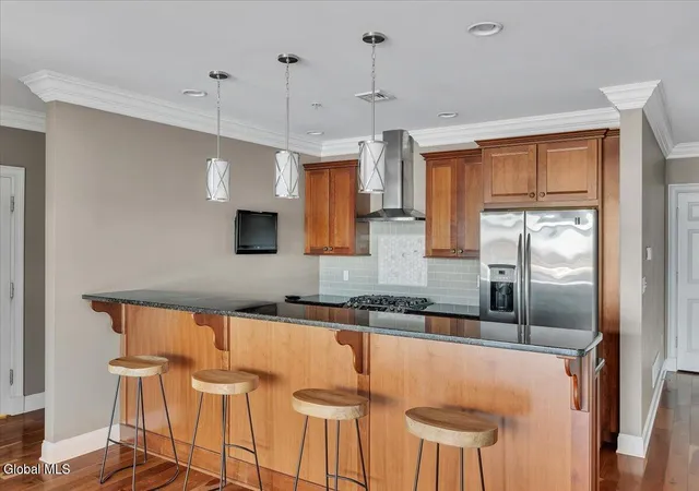 5th image of 18 Division St, Saratoga Springs, NY 12866