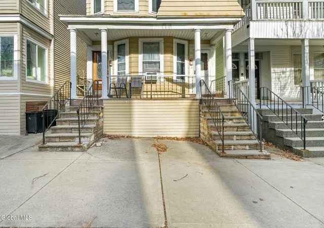 3rd image of 693 State St, Albany, NY 12203 | MLS# 202610882