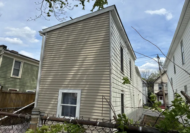 5th image of 9 N College St, Schenectady, NY 12305 | MLS# 202611060